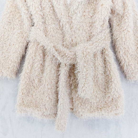 Forever 21 Cream Fuzzy Fleece Lapel Jacket Z94 - Picture 2 of 9